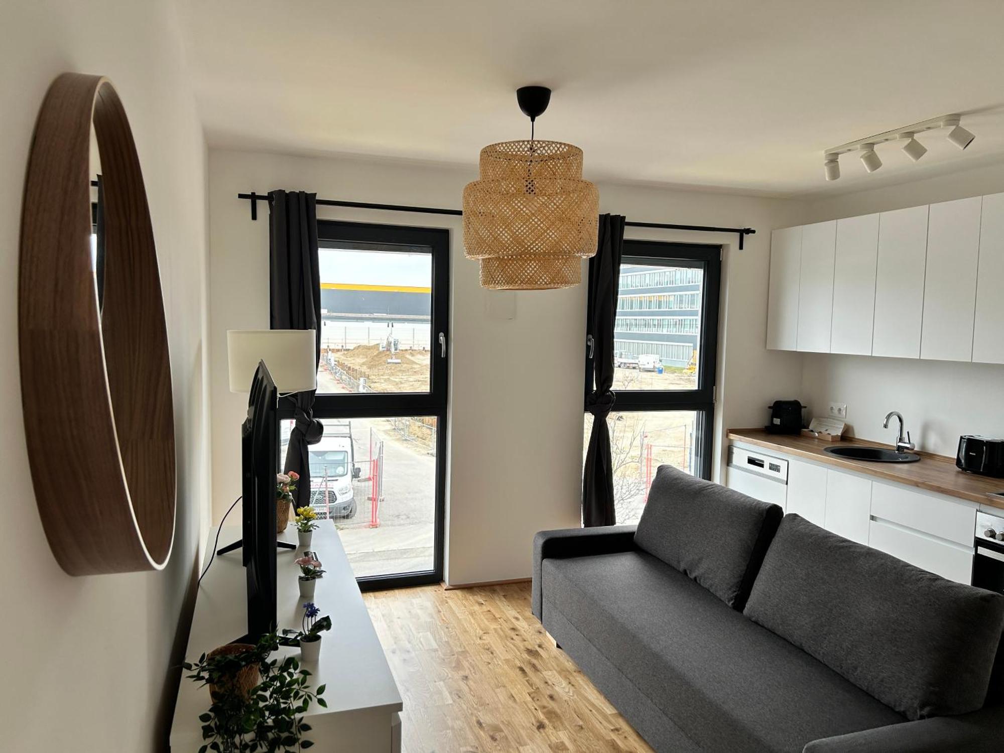 Modern Apartment With Balcony & Free Parking - Nearby Metro Відень Екстер'єр фото