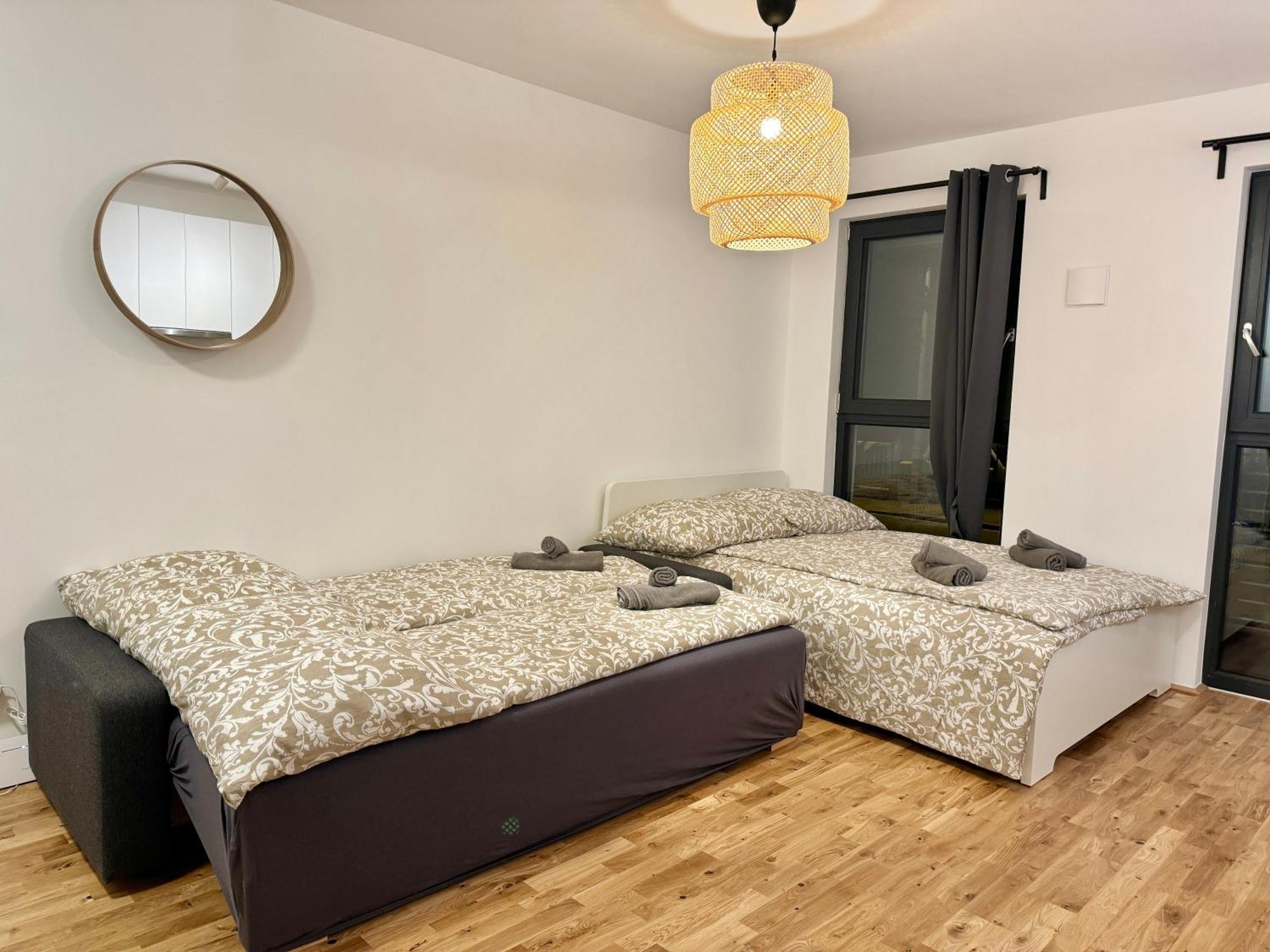 Modern Apartment With Balcony & Free Parking - Nearby Metro Відень Екстер'єр фото